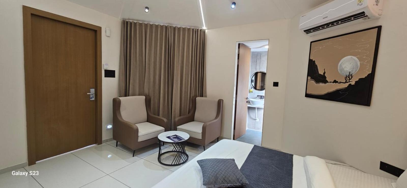 Shree Jalaram Resort Kodae Ngoại thất bức ảnh