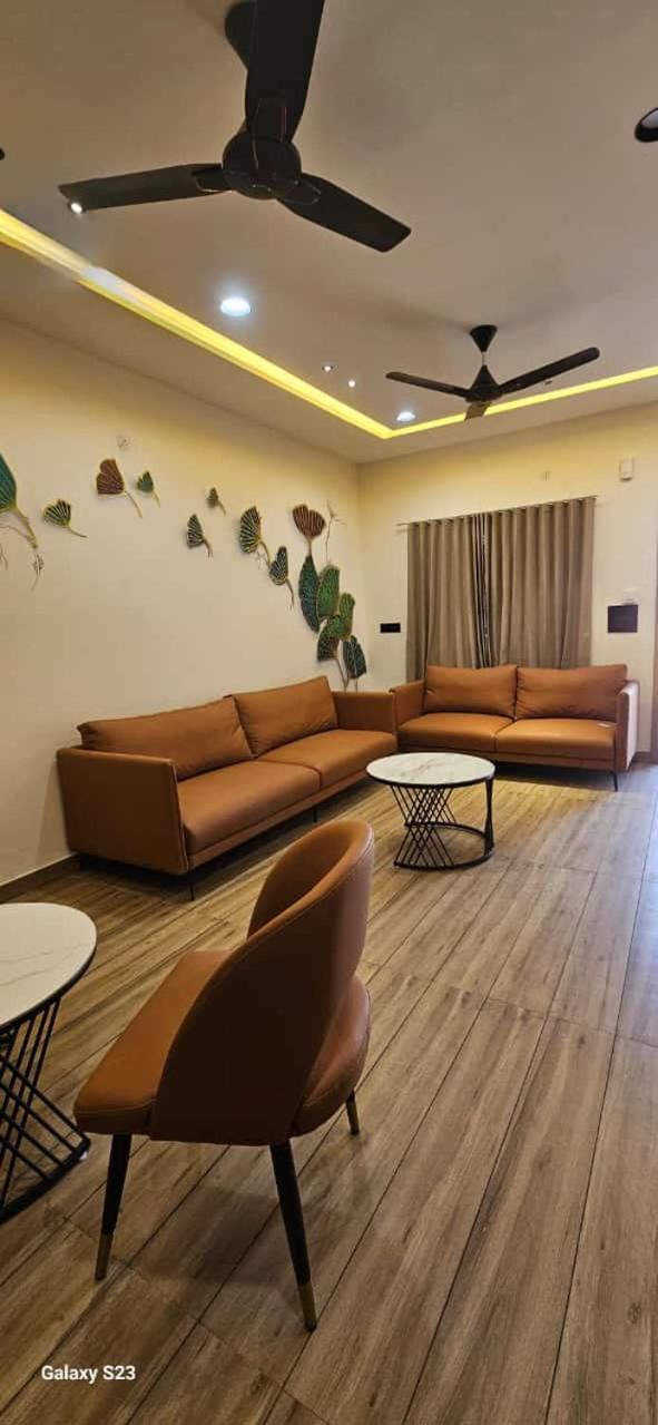 Shree Jalaram Resort Kodae Ngoại thất bức ảnh
